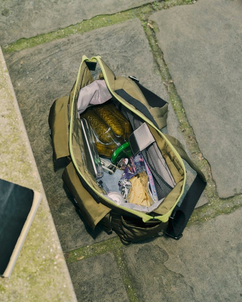 Brompton x Ally Capellino bag open 