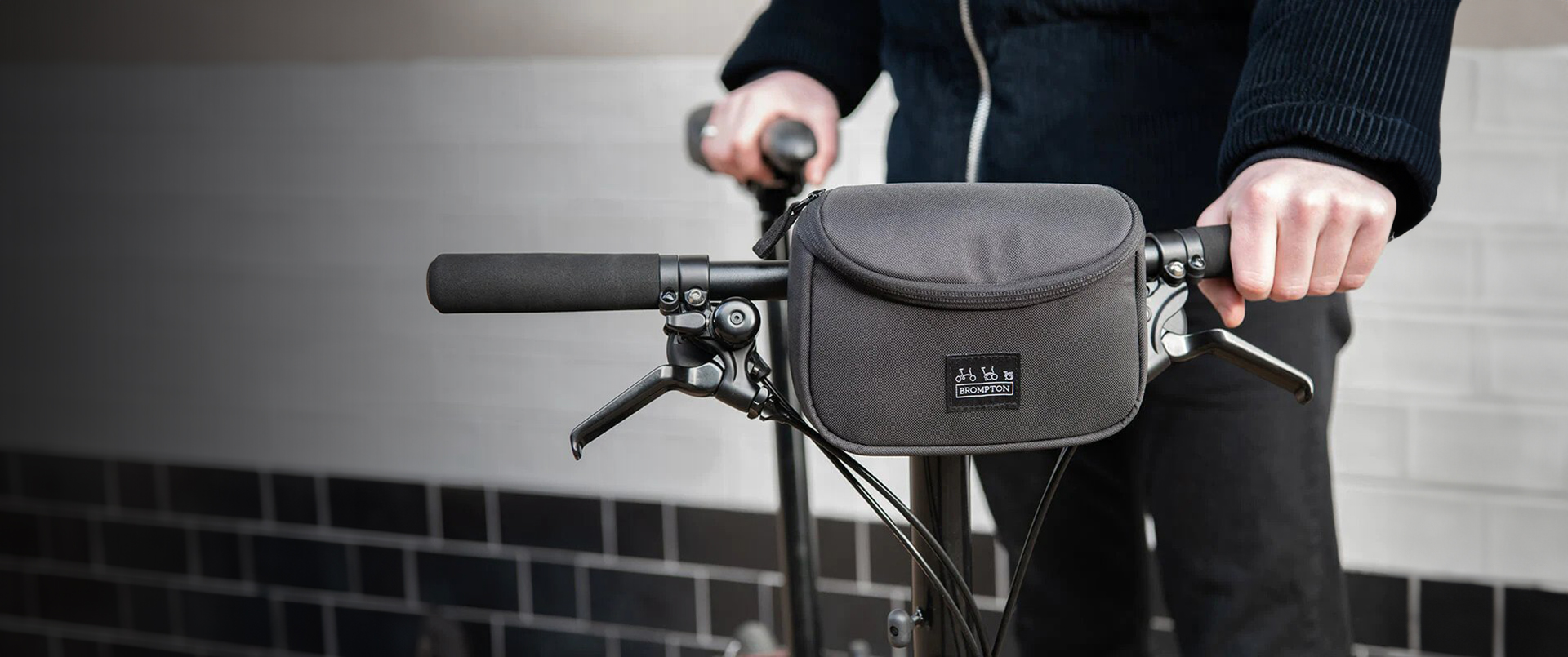 metro pouch on brompton electric p line