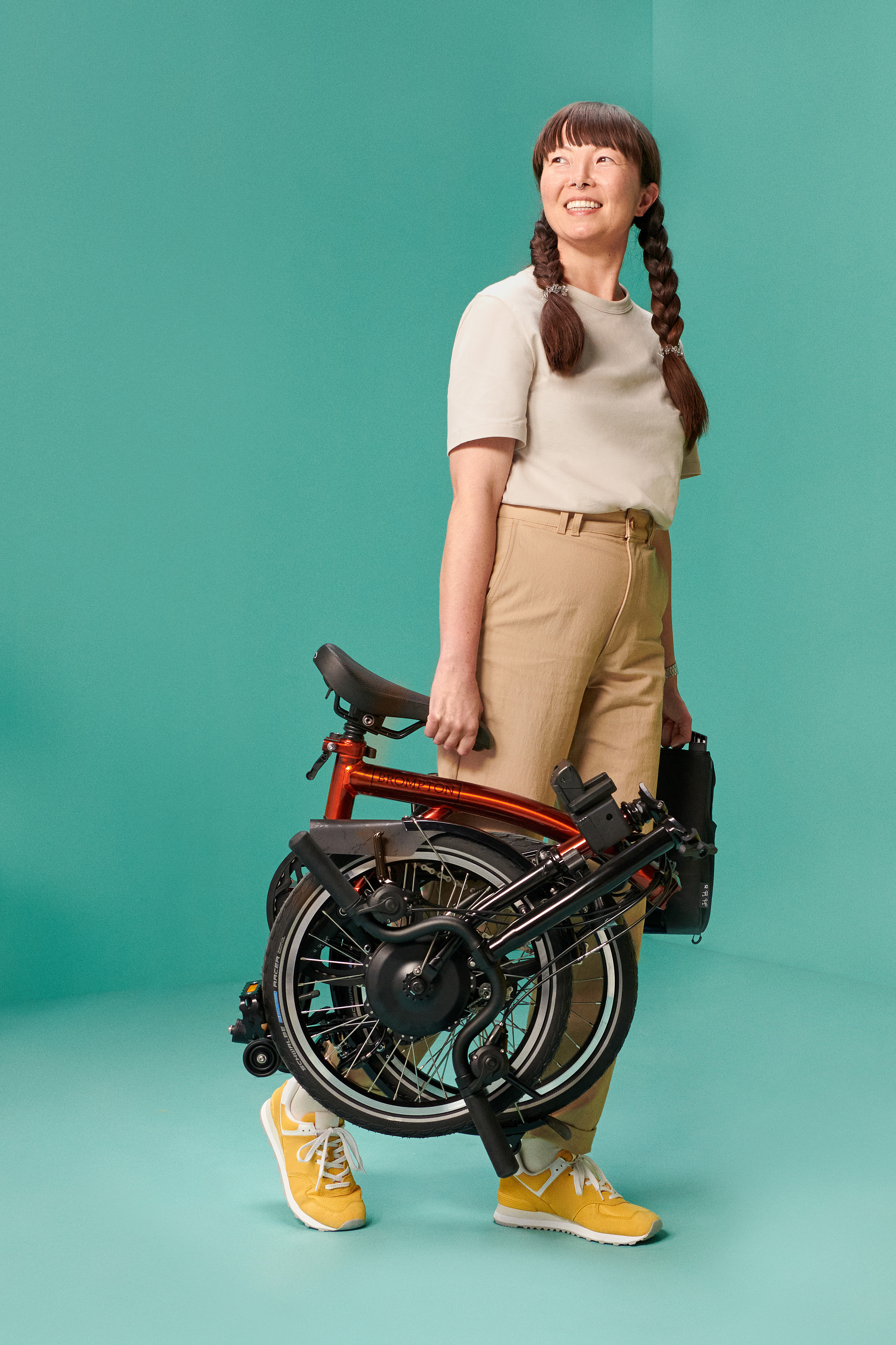 ADO Air 20 Pro Folding E-bike comparision to Brompton Electric C Line