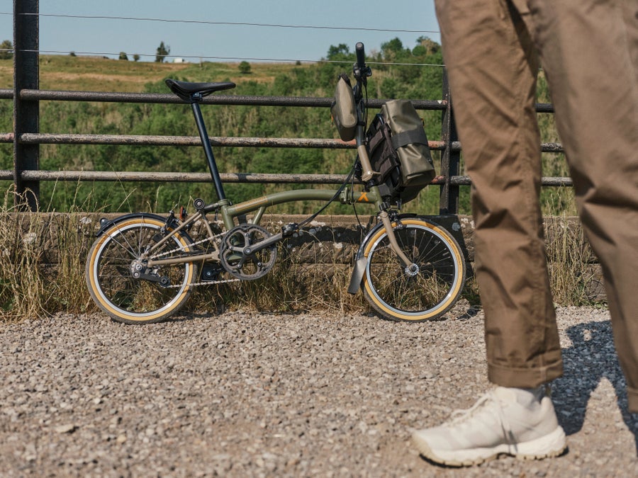 an image of the Beyond Brompton bike in the English countryside