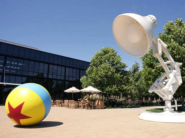 Luxo Jr. Lamp and Pixar ball statues on the Pixar Animation Studios lot