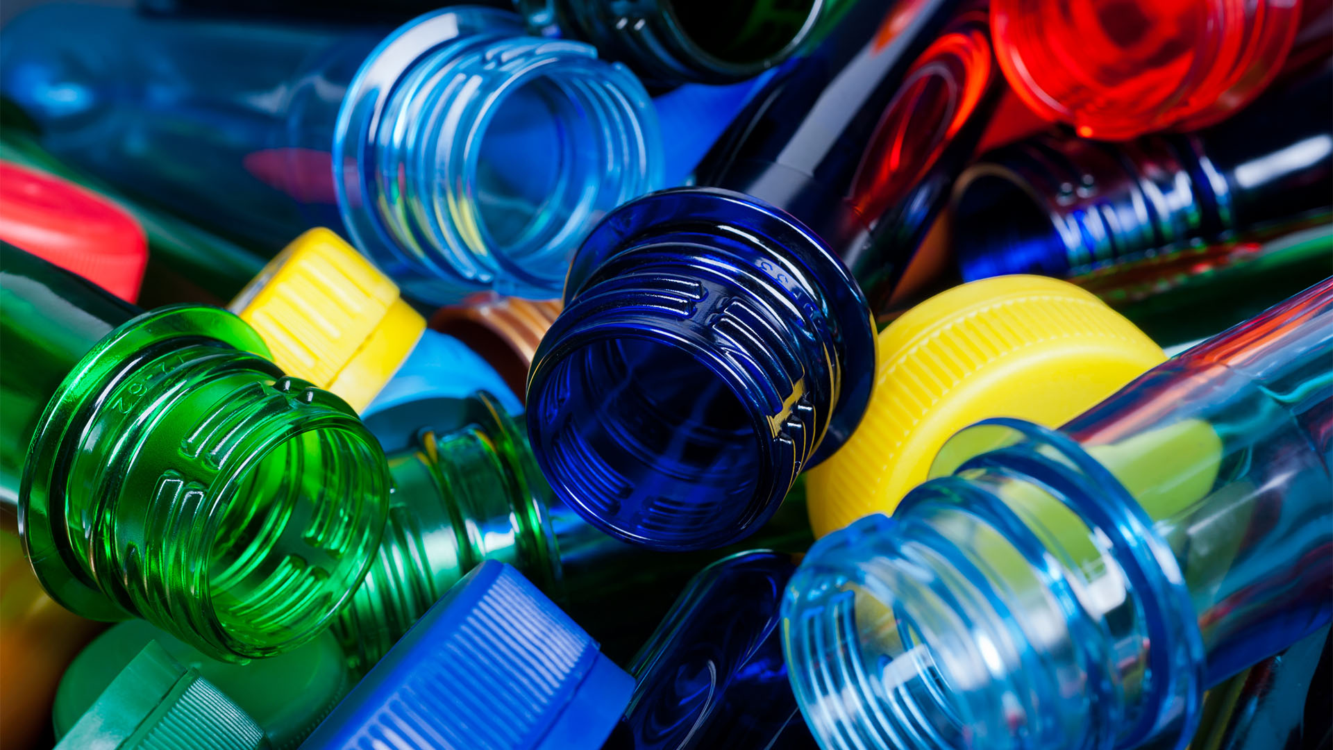 Multicolored_water_bottles_PPT.jpg