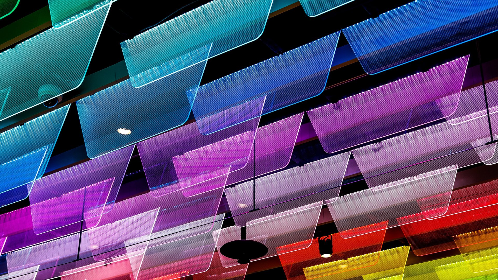 Color_ceiling_decor_N_0924