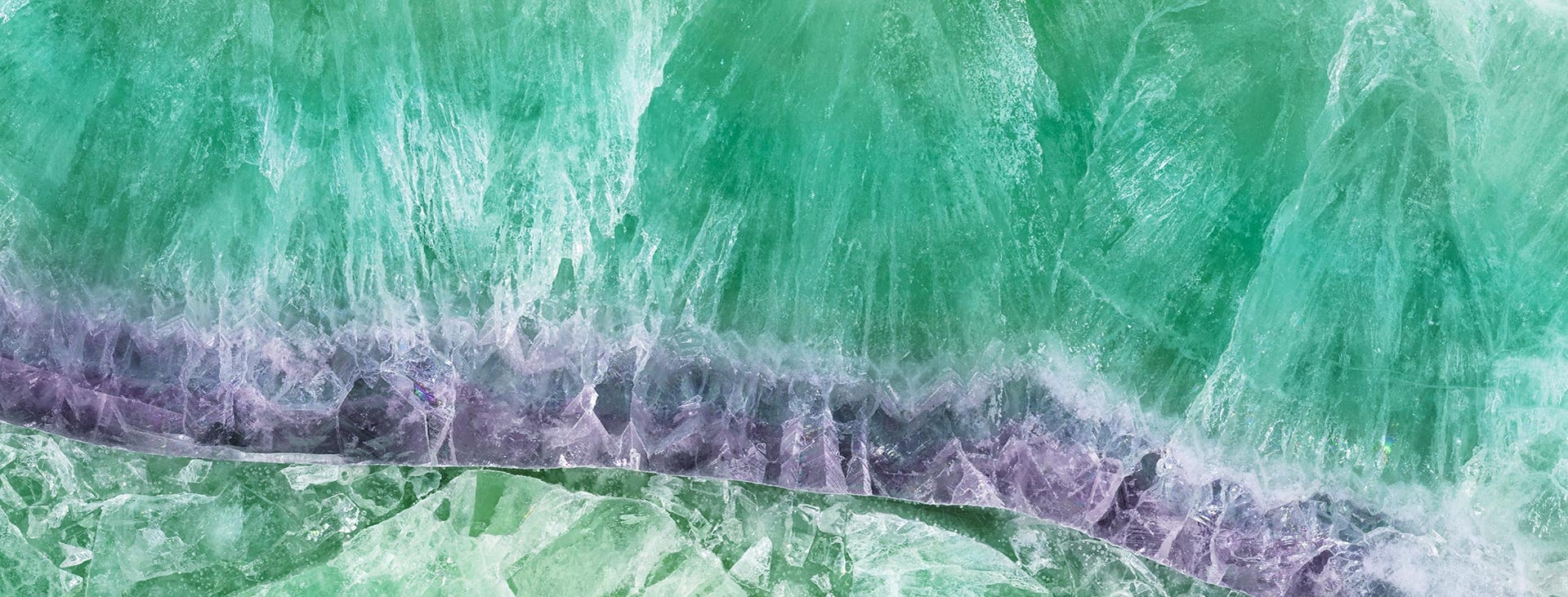 Green_fluorite_stone_PPT.jpg