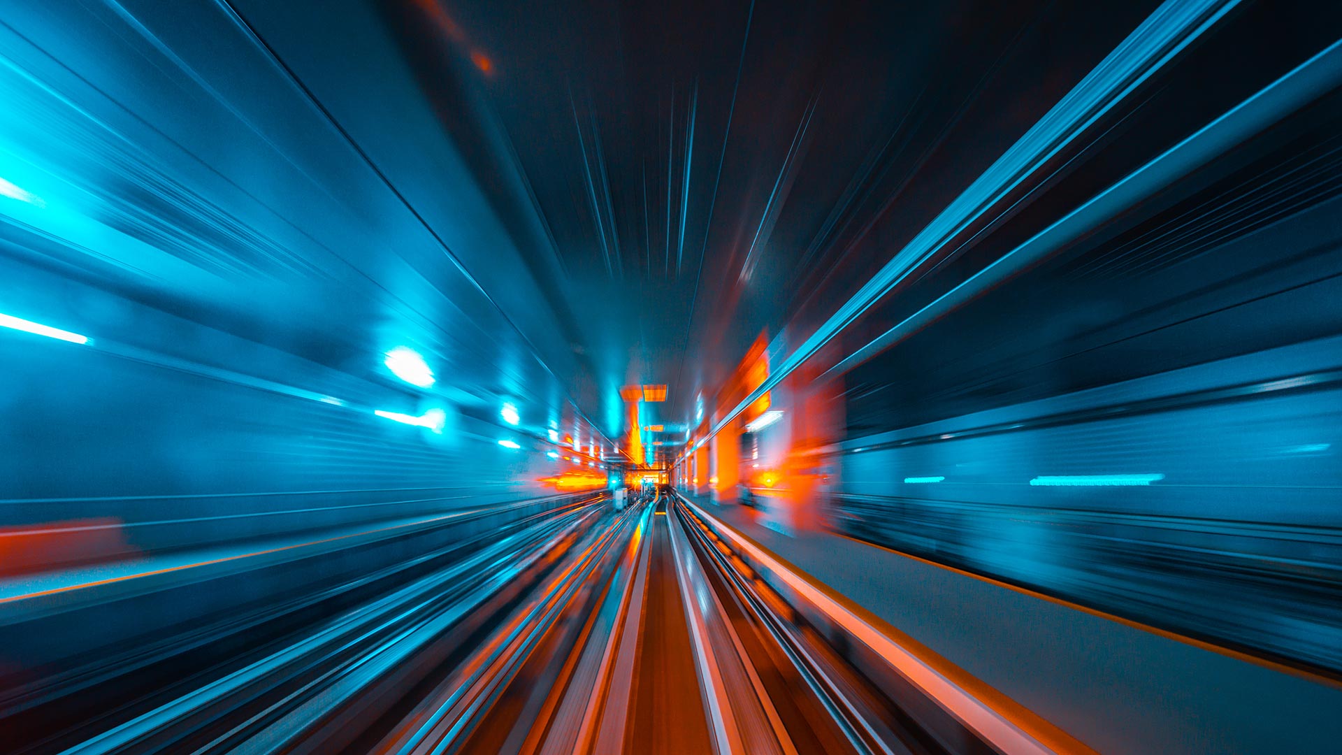Train moving fast in a tunnel_PPT.jpg
