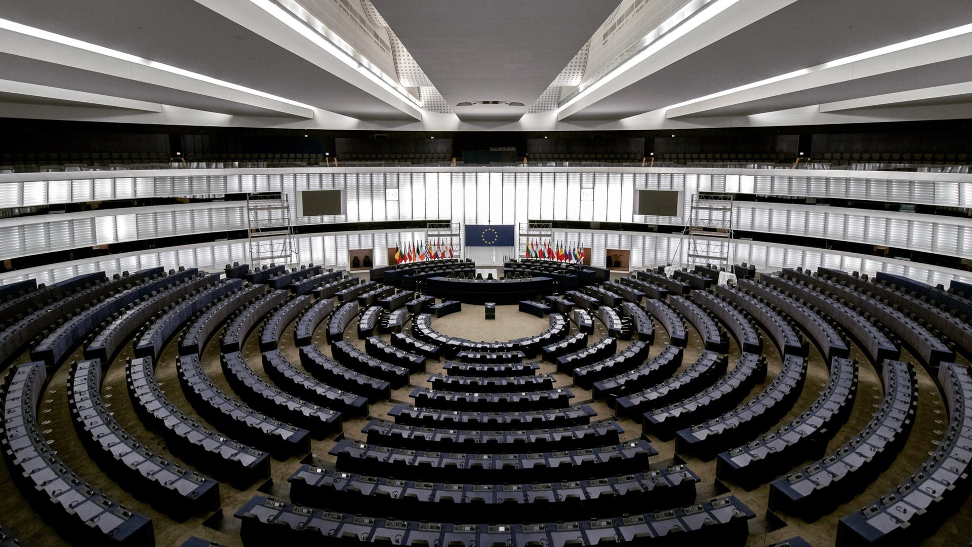 European_Parliament_S_0673_PPT.jpg